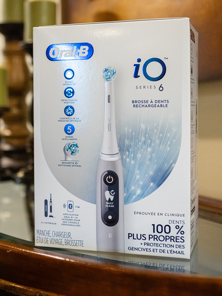 The Oral io 6 Series Electric Toothbrush